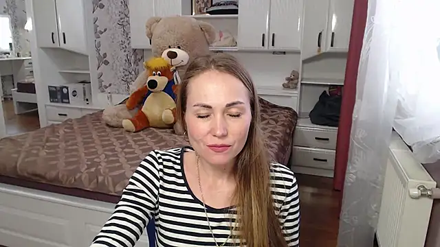 Snapshot of 69SexySecret69 chatting on March 10, 7:44 am 69SexySecret69 online show from March 10, 7:44 am
