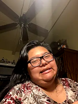 Snapshot of PhatBabie24_ chatting on November 23, 12:04 pm PhatBabie24 online show from November 23, 12:04 pm