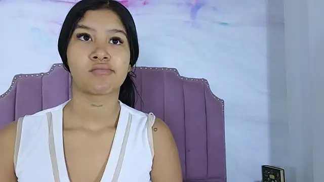 Snapshot of Aida_moreno chatting on June 10, 11:44 am Aida moreno online show from June 10, 11:44 am