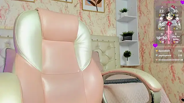 VICTORIA HOUSTON online show from March 10, 1:34 am