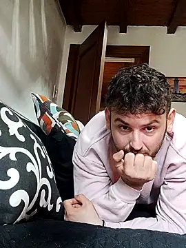 Snapshot of TheKing966 chatting on March 3, 12:34 pm TheKing966 online show from March 3, 12:34 pm