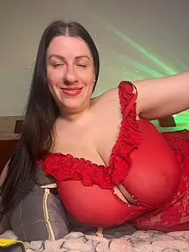 Snapshot of Evelinia chatting on July 16, 4:04 pm Evelinia online show from July 16, 4:04 pm