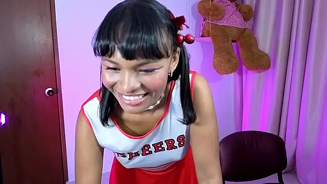 KaattySweet  online show from May 28, 7:42 pm