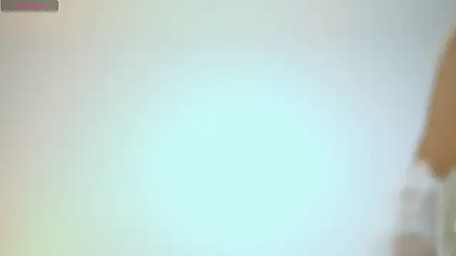 Snapshot of AdelineKing chatting on November 16, 3:00 am AdelineKing online show from November 16, 3:00 am