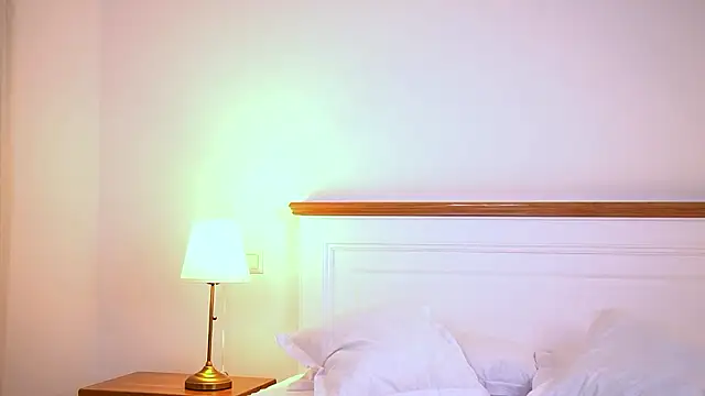 AdelineKing online show from March 13, 2:27 am