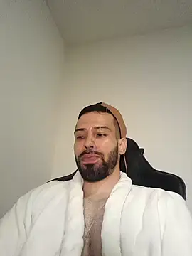 Snapshot of prince-roludo chatting on December 18, 12:18 pm prince-roludo online show from December 18, 12:18 pm