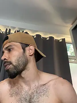 Snapshot of prince-roludo chatting on May 10, 2:52 pm prince-roludo online show from May 10, 2:52 pm