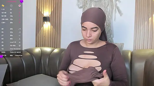 malak nanyy online show from March 5, 11:51 am