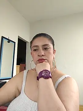 Melinda bob online show from May 6, 12:31 pm
