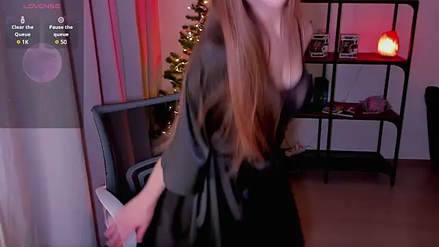 Hailees secrets online show from December 24, 4:40 pm