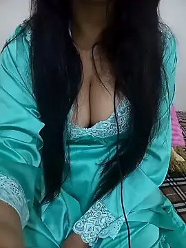 Snapshot of Liyan- chatting on March 19, 10:53 pm Liyan- online show from March 19, 10:53 pm