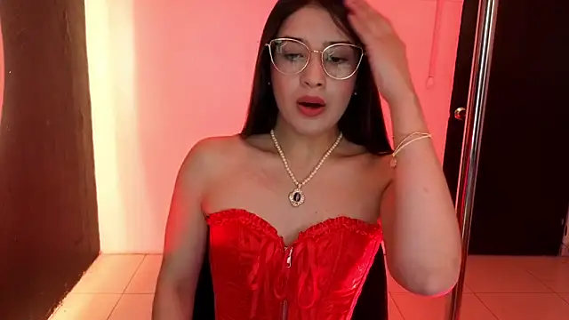 Emma Lombardi online show from October 31, 2:35 pm