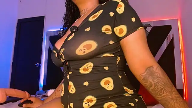 Snapshot of MelannyTylor chatting on November 27, 5:30 am MelannyTylor online show from November 27, 5:30 am