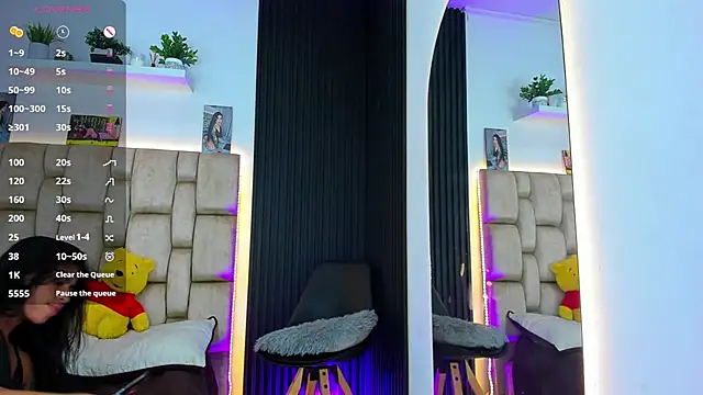 little sophie18 online show from November 13, 8:02 pm