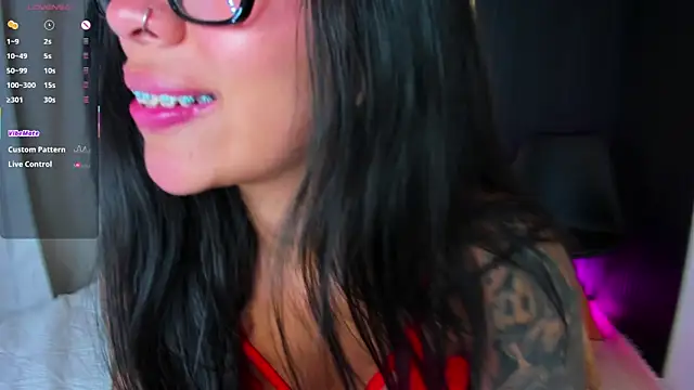 little sophie18 online show from March 25, 9:14 pm