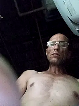 Snapshot of nevessartori chatting on January 4, 2:56 am nevessartori online show from January 4, 2:56 am