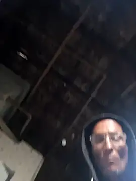 Snapshot of nevessartori chatting on December 29, 8:44 am nevessartori online show from December 29, 8:44 am