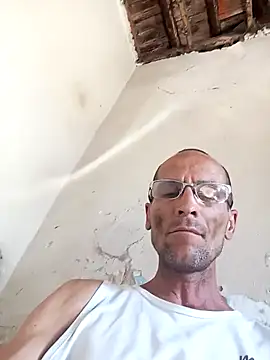 Snapshot of nevessartori chatting on December 29, 12:23 pm nevessartori online show from December 29, 12:23 pm