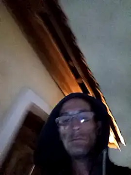 Snapshot of nevessartori chatting on January 15, 2:17 am nevessartori online show from January 15, 2:17 am