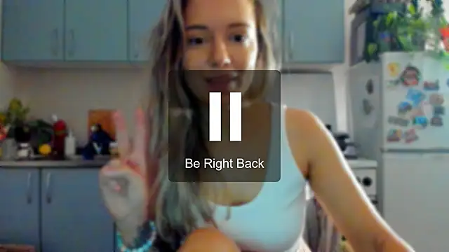 foxy blond online show from November 8, 12:36 am