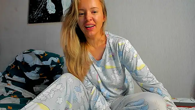 foxy blond online show from November 29, 12:22 am