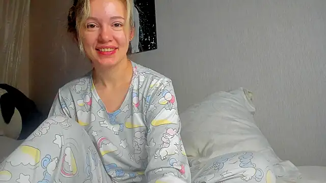 foxy blond online show from December 23, 12:22 am