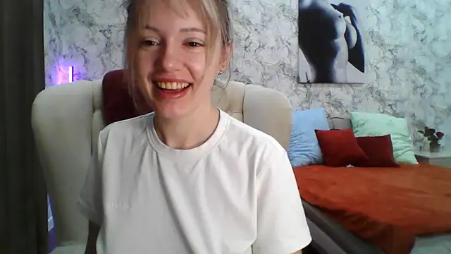 foxy blond online show from March 23, 12:33 am