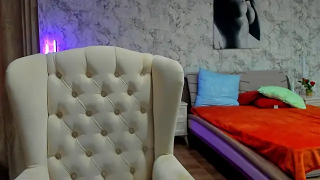 foxy blond online show from March 12, 12:27 am