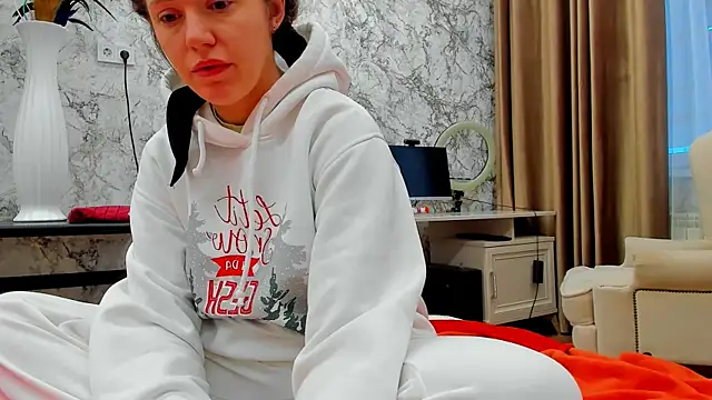 foxy blond online show from February 24, 12:55 am