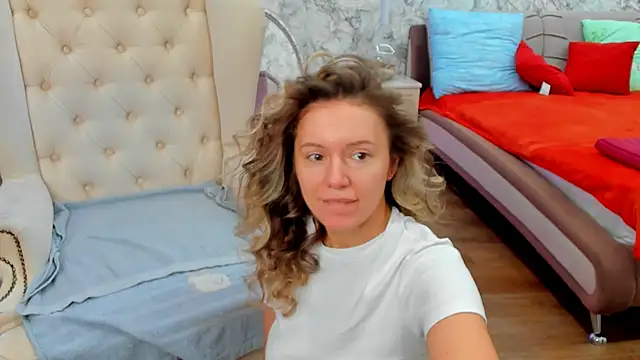 foxy blond online show from February 27, 12:33 am