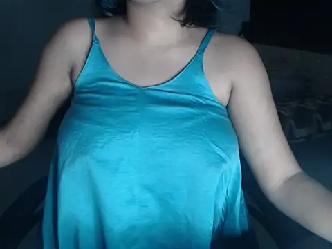Snapshot of DevilErin chatting on April 8, 2:18 pm DevilErin online show from April 8, 2:18 pm