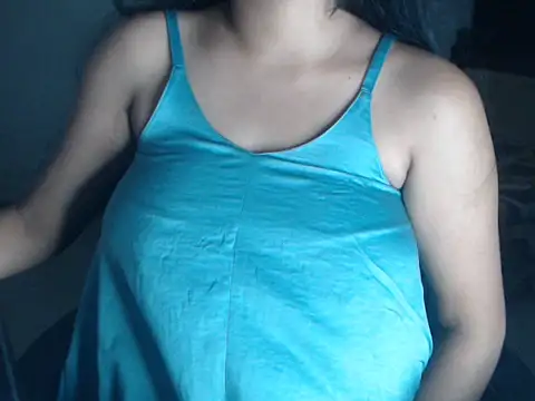 Snapshot of DevilErin chatting on March 8, 8:23 pm DevilErin online show from March 8, 8:23 pm