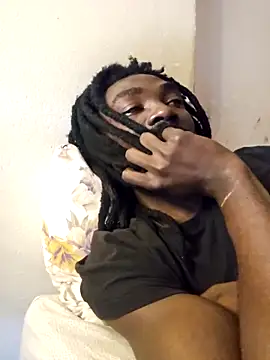 Snapshot of rasta9007 chatting on April 2, 11:17 am rasta9007 online show from April 2, 11:17 am