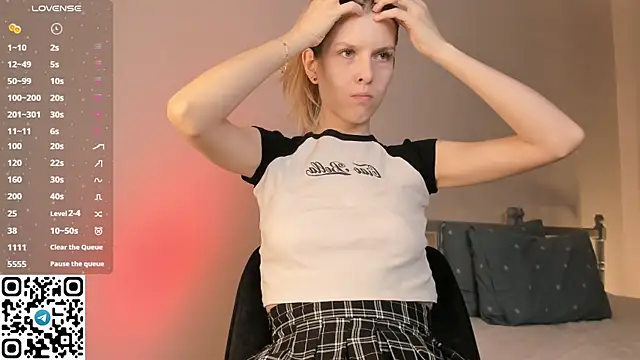 tyty piupiu online show from November 30, 6:09 pm