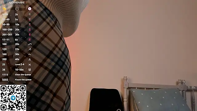 tyty piupiu online show from June 14, 7:59 pm