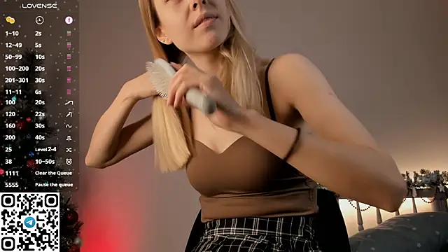 tyty piupiu online show from February 6, 6:15 pm