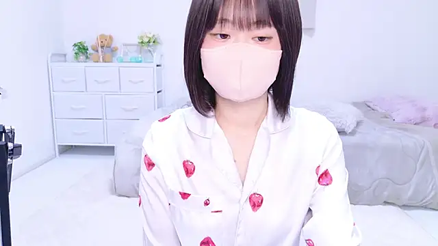 Im Yu-na online show from March 11, 9:04 pm