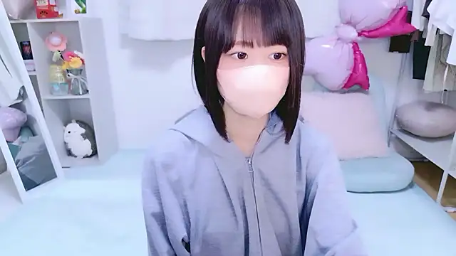 Im Yu-na online show from May 10, 12:09 pm