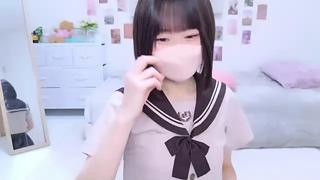 Snapshot of Im_Yu-na chatting on November 19, 1:11 pm Im Yu-na online show from November 19, 1:11 pm