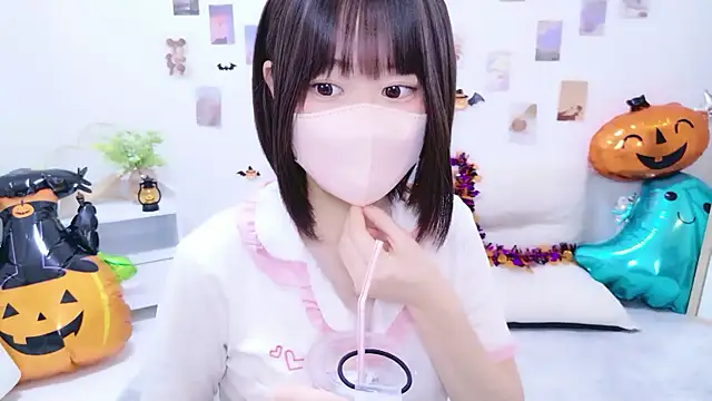 Snapshot of Im_Yu-na chatting on October 29, 9:14 pm Im Yu-na online show from October 29, 9:14 pm