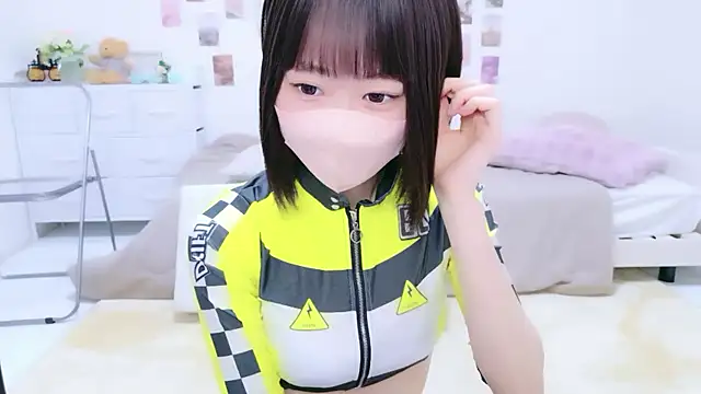 Im Yu-na online show from March 28, 2:18 pm