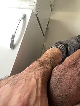 want to fun online show from February 11, 11:21 am