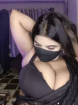 Bold-Cat online show from May 29, 5:41 pm