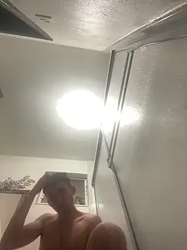 kevinsito1 online show from December 19, 5:21 am