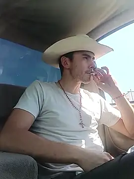 kevinsito1 online show from April 7, 8:32 pm