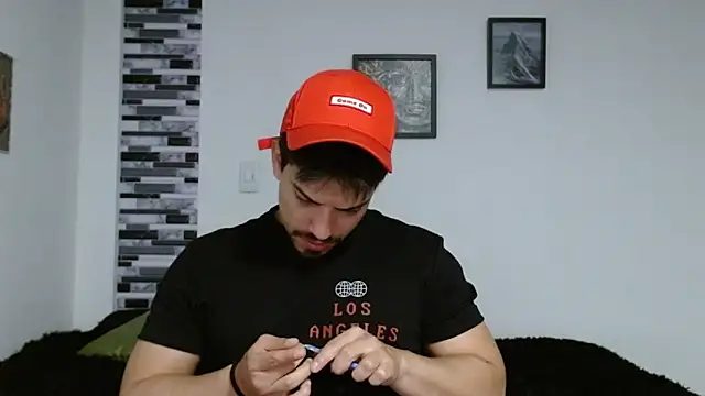 Ian Daviz online show from December 4, 11:20 am