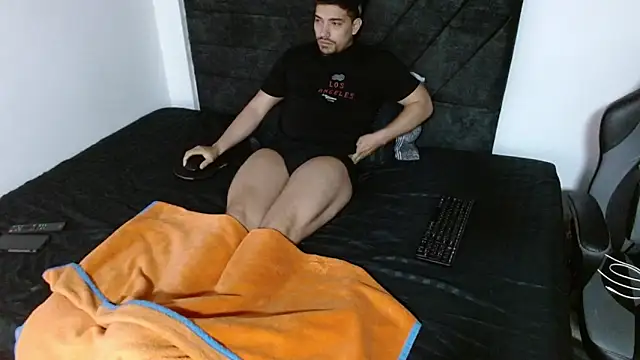 Ian Daviz online show from February 2, 10:03 am