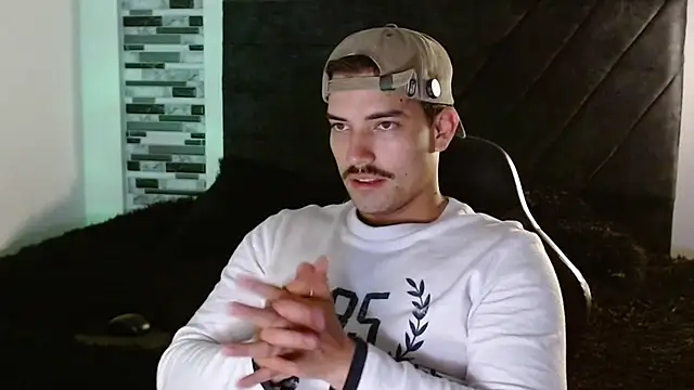 Ian Daviz online show from March 24, 1:27 am