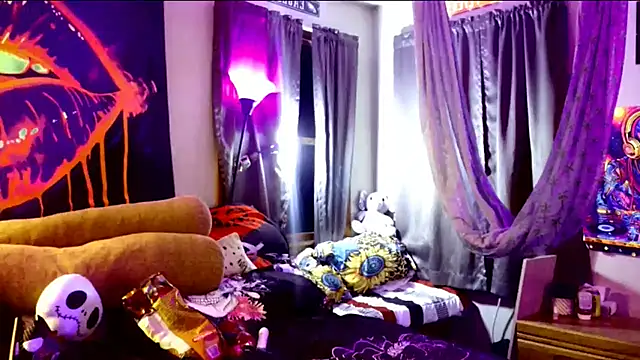 Snapshot of KRYZTALYNXXX chatting on February 20, 10:59 am KRYZTALYNXXX online show from February 20, 10:59 am
