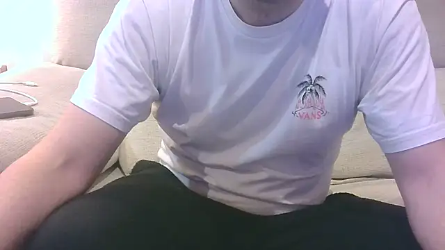 Snapshot of NeneTamy chatting on February 24, 12:06 pm NeneTamy online show from February 24, 12:06 pm